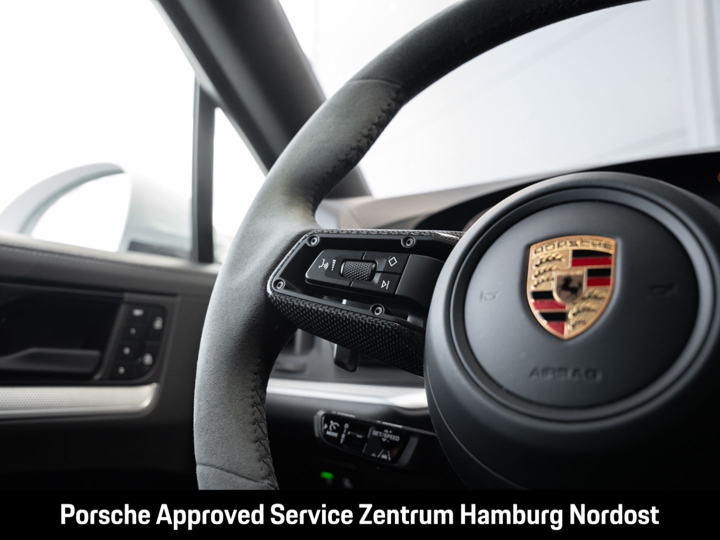Porsche Cayenne E-Hybrid Coupe PASM BOSE HD-Matrix-LED