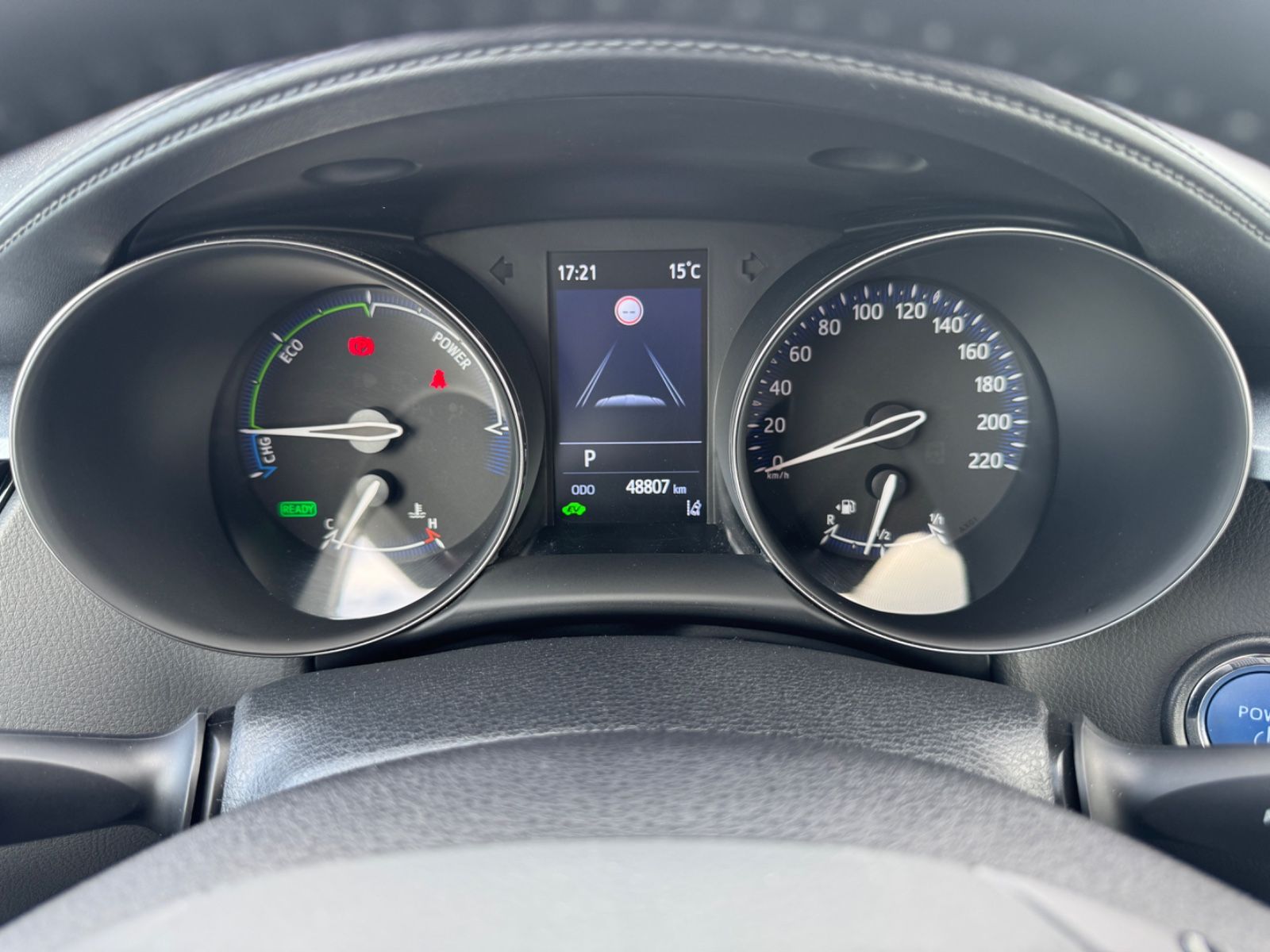 Toyota C-HR Hybrid Style - Samsaru's Car Outlet