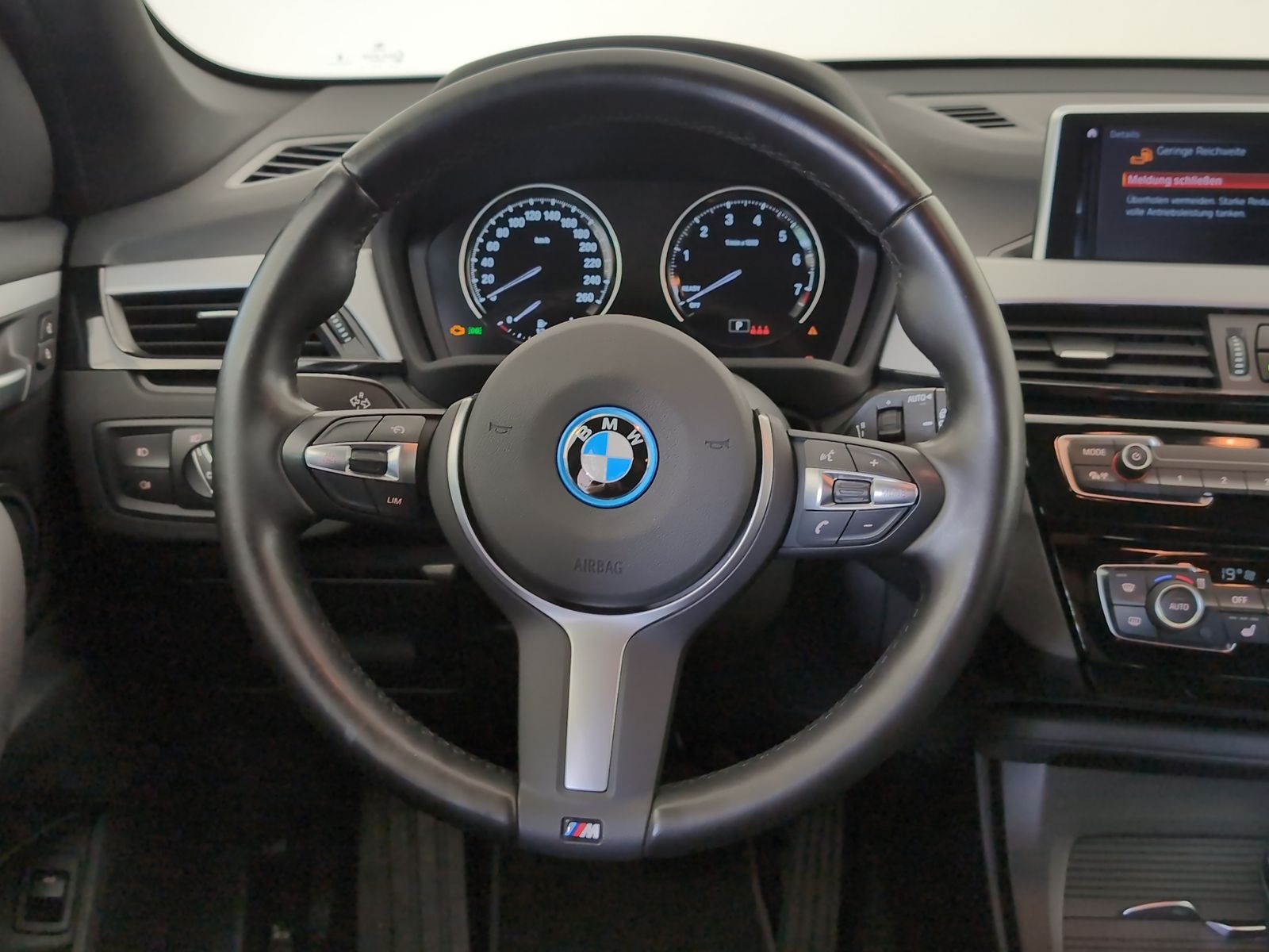 BMW X1 xDrive25e Advantage - Samsaru's Car Outlet