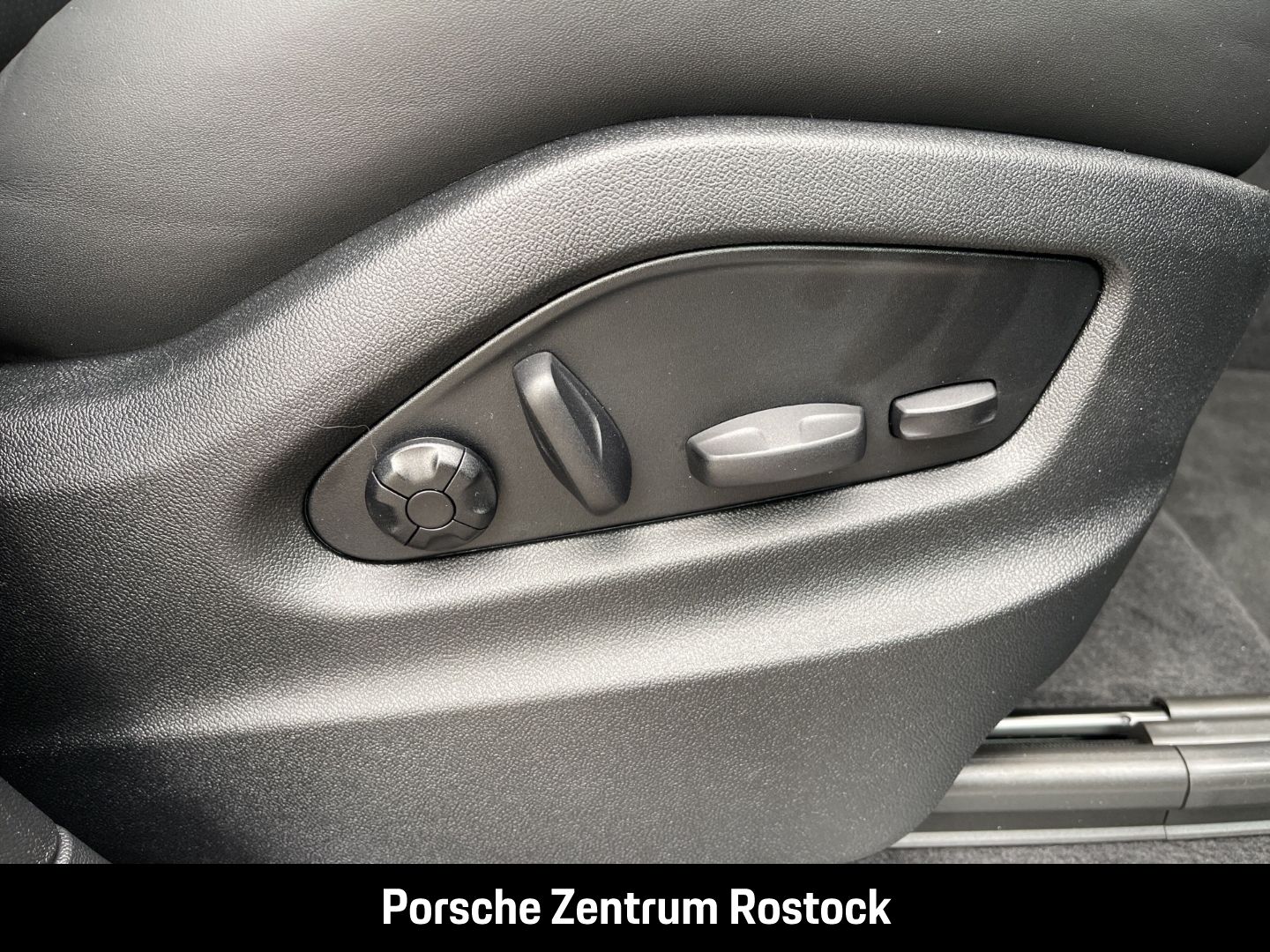 Porsche Cayenne BOSE Surround-View InnoDrive LED-Matrix