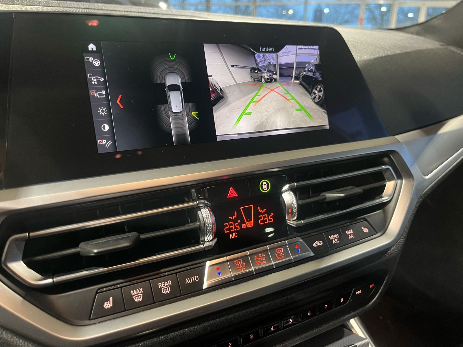 BMW 330 i Touring M Sport - Samsaru's Car Outlet