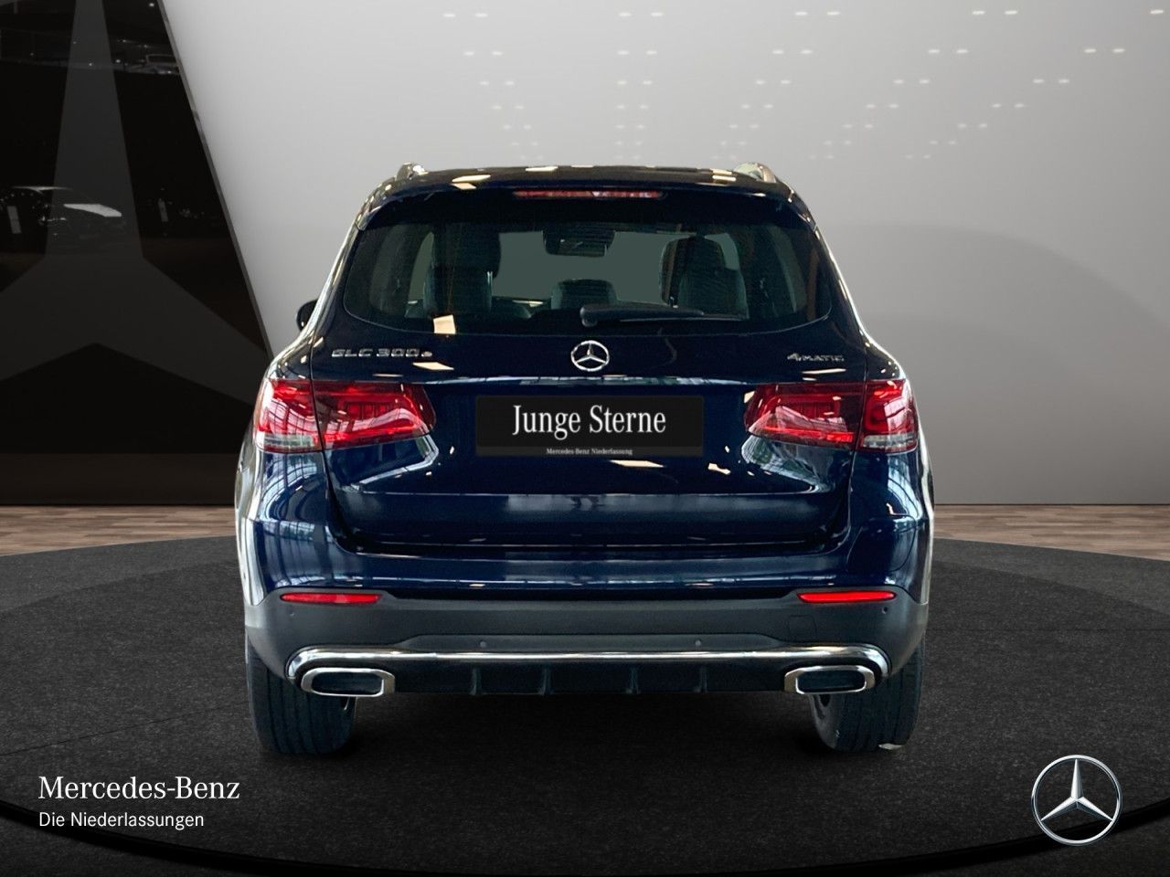 Mercedes-Benz GLC 300 e 4M AMG - Samsaru's Car Outlet