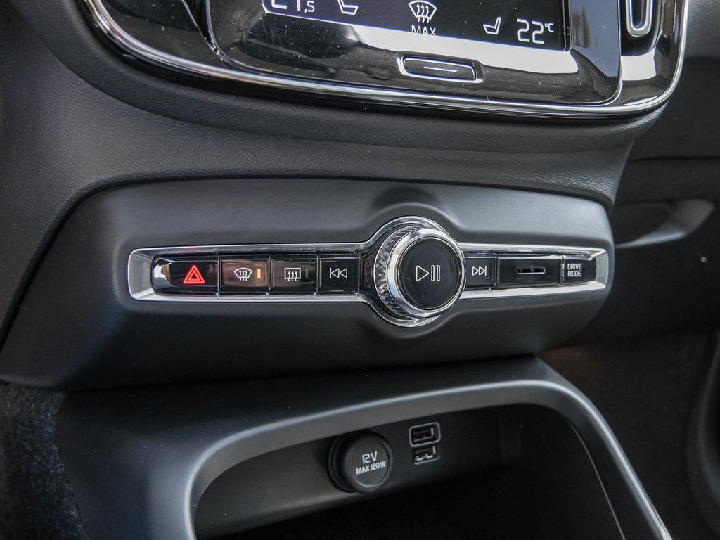 Volvo XC40 T4 Inscription Recharge Plug-In - Samsaru's Car Outlet