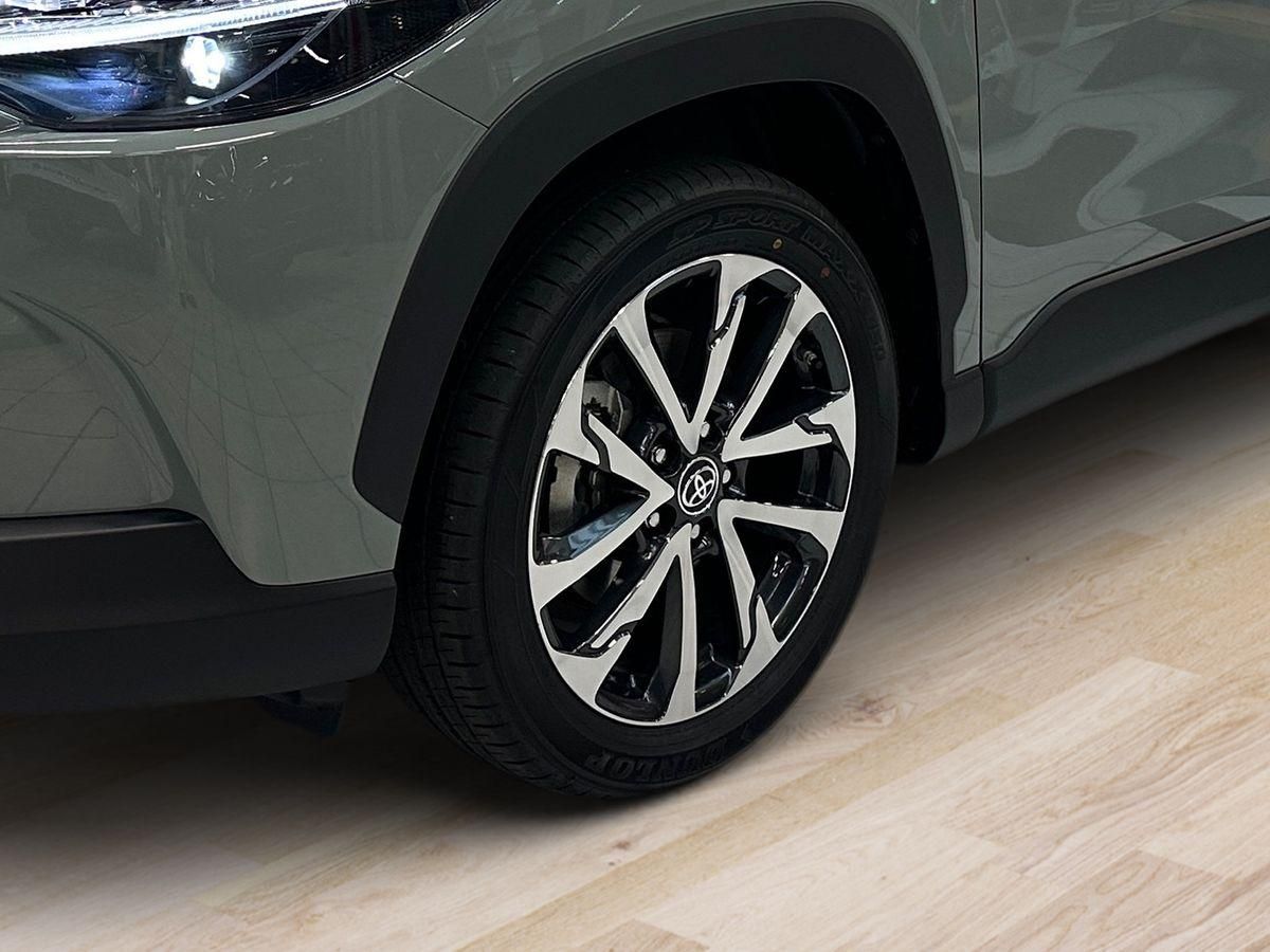 Toyota Corolla Cross 2.0 Hybrid Team D + Premiumpaket