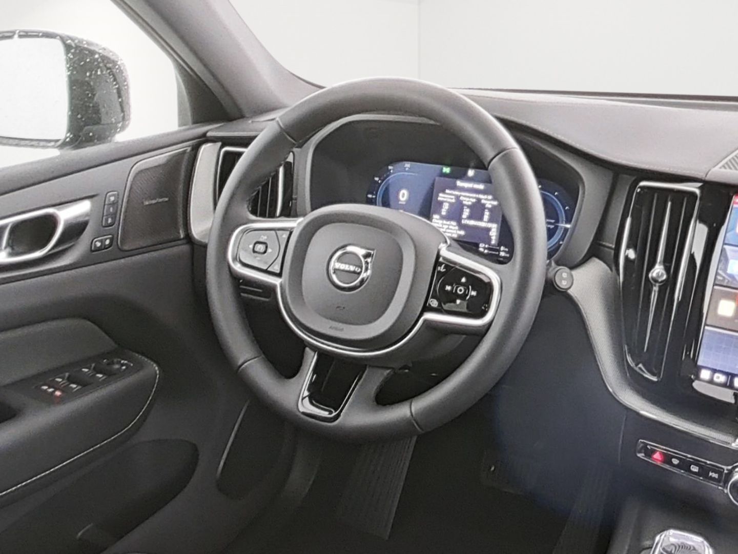 Volvo XC60 T6 Ultra Black Edition Recharge Plug-In Hyb