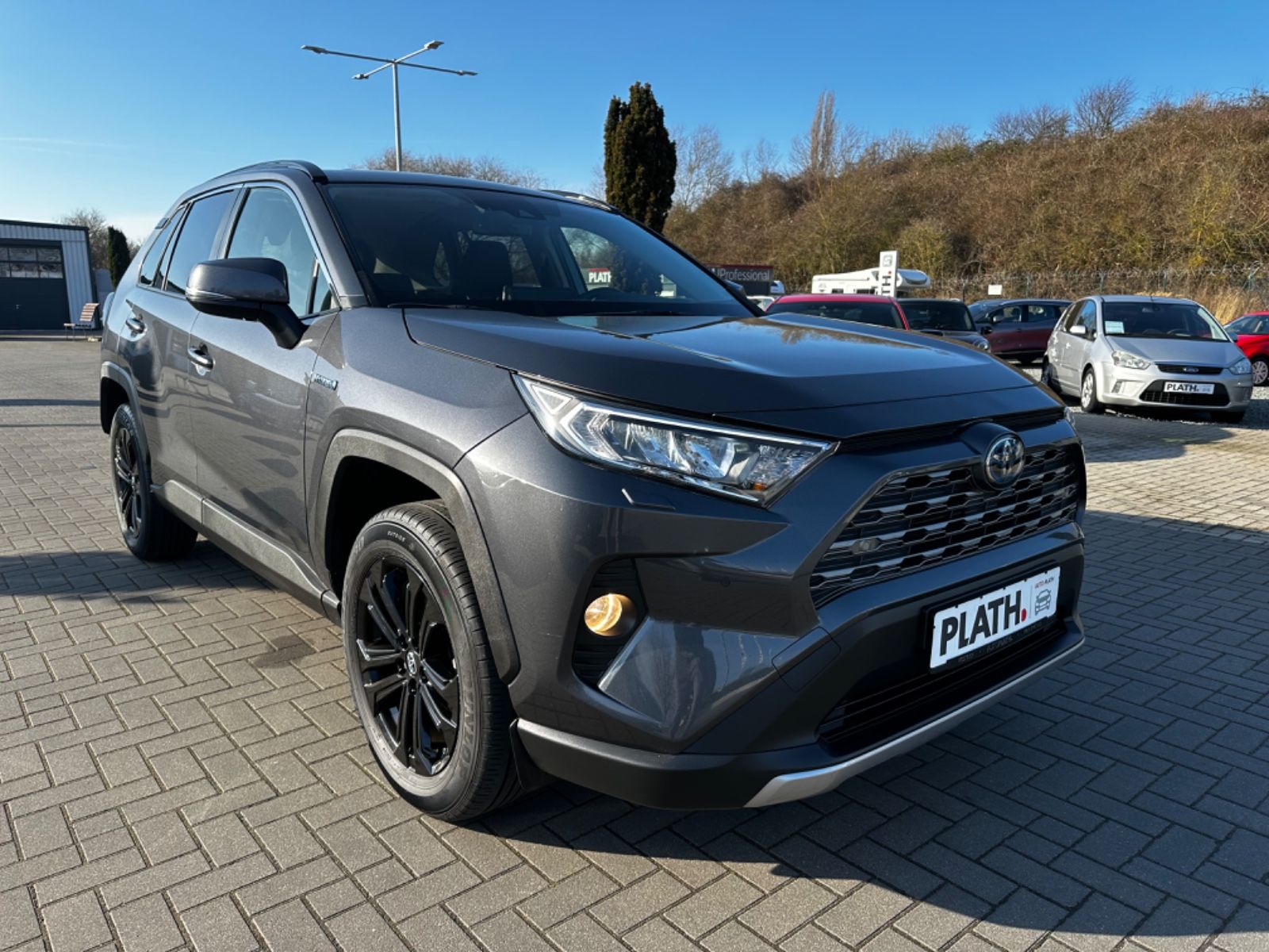 Toyota Hybrid 4x2 Club - Samsaru's Car Outlet