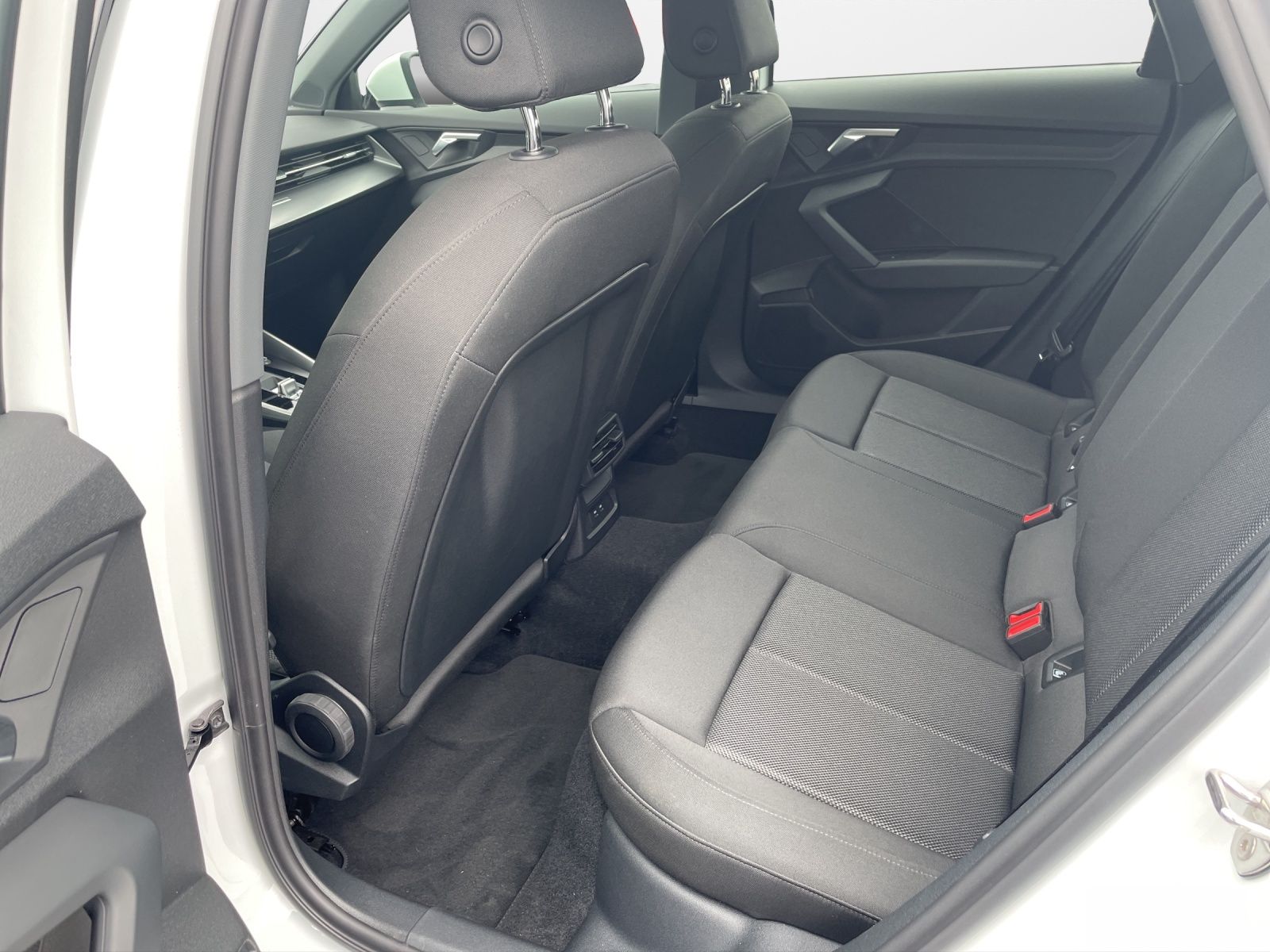 Audi A3 Sportback 40 TFSI e S tronic S line - Samsaru's Car Outlet