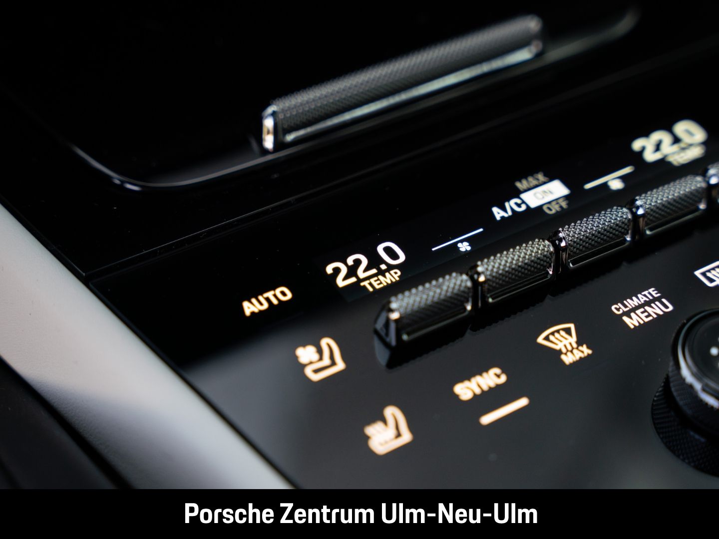 Porsche Cayenne E-Hybrid InnoDrive Head-Up Sitzbelüftung
