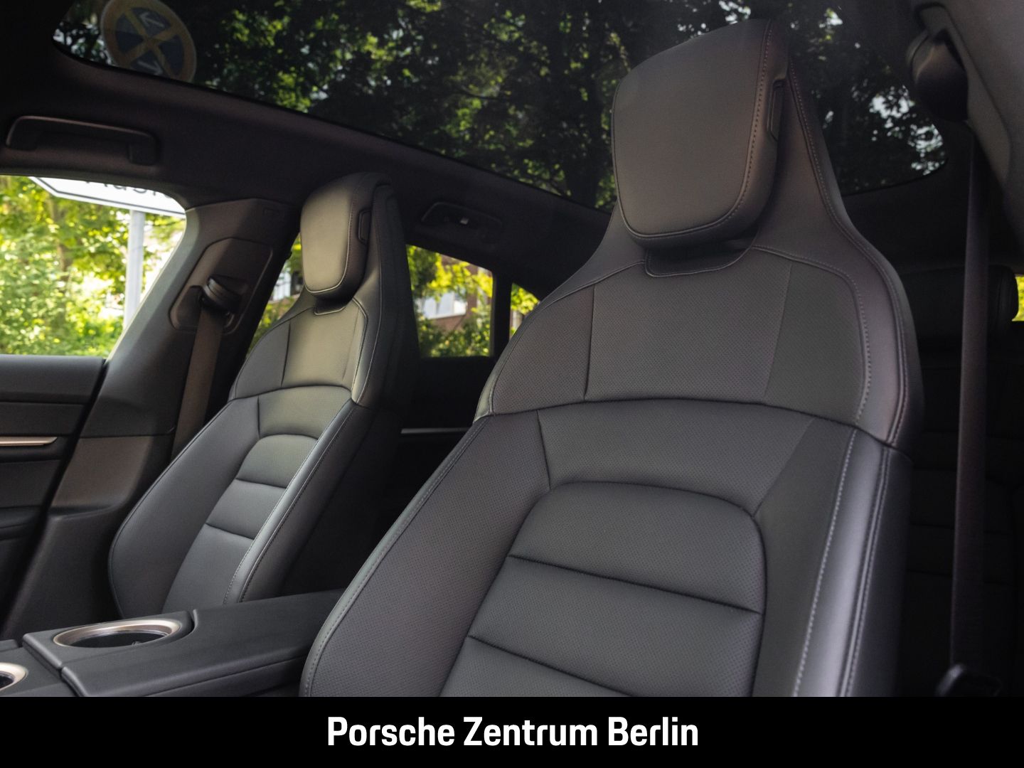Porsche Taycan 4 Cross Turismo Panoramadach InnoDrive