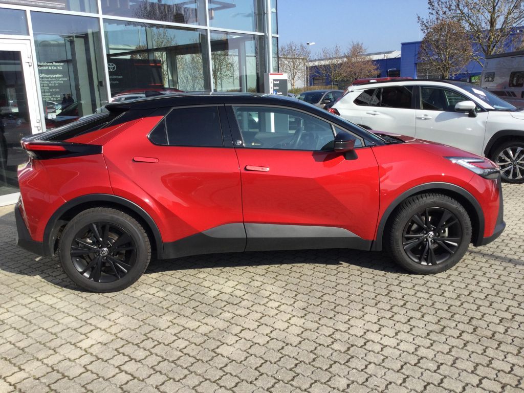 Toyota C-HR 1.8 Hybrid - Samsaru's Car Outlet