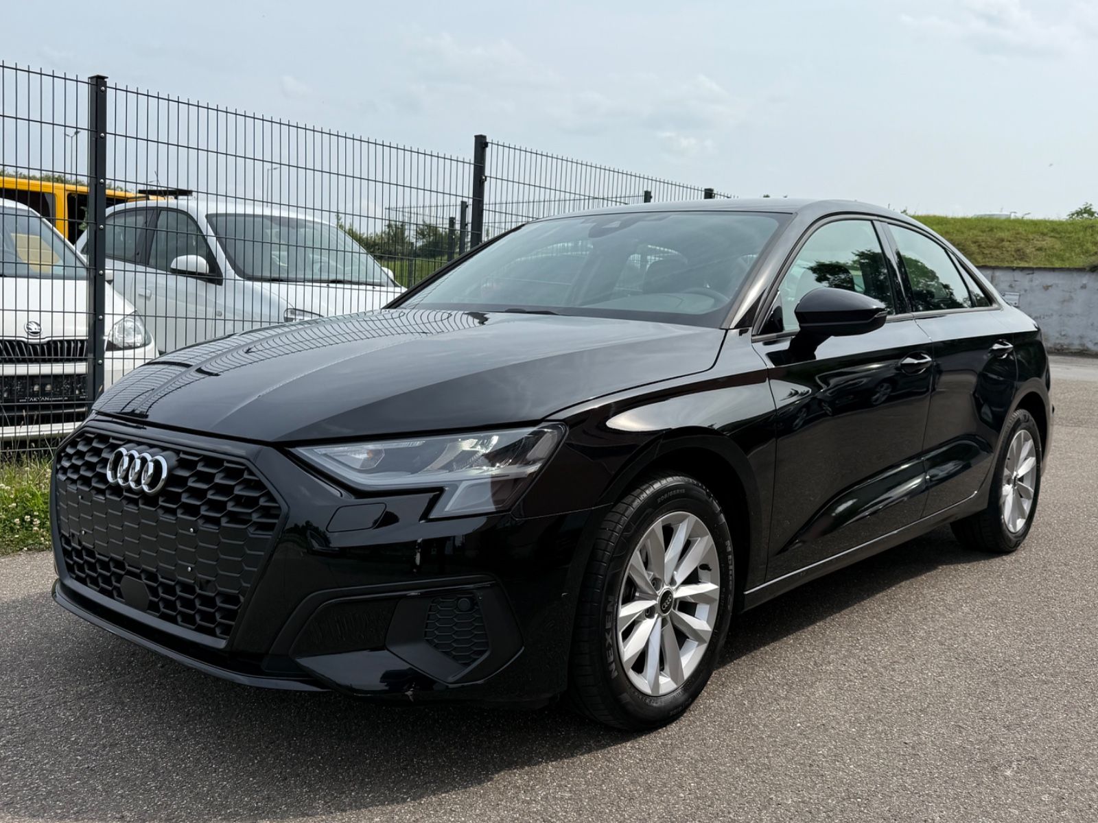 Audi A3 Limousine 30 TDI basis - Samsaru's Car Outlet