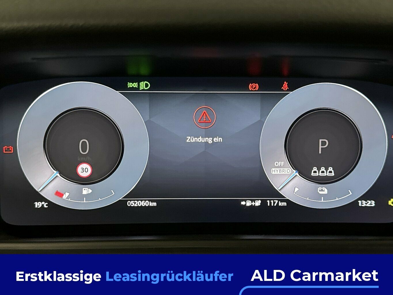 Range Rover Velar P400e - Samsaru's Car Outlet