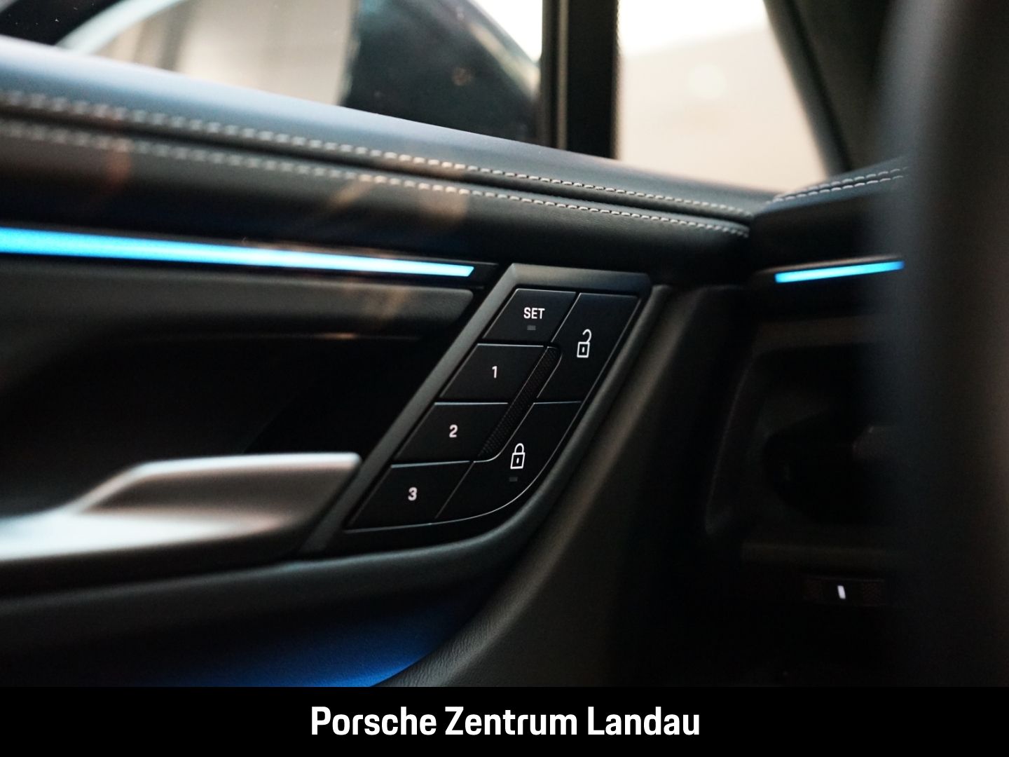 Porsche Macan 4S Burmester HA-Lenkung InnoDrive Head-Up
