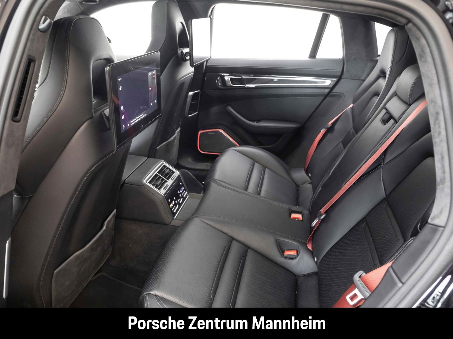 Porsche Panamera Turbo S Sport Turismo SportDesign 18-We