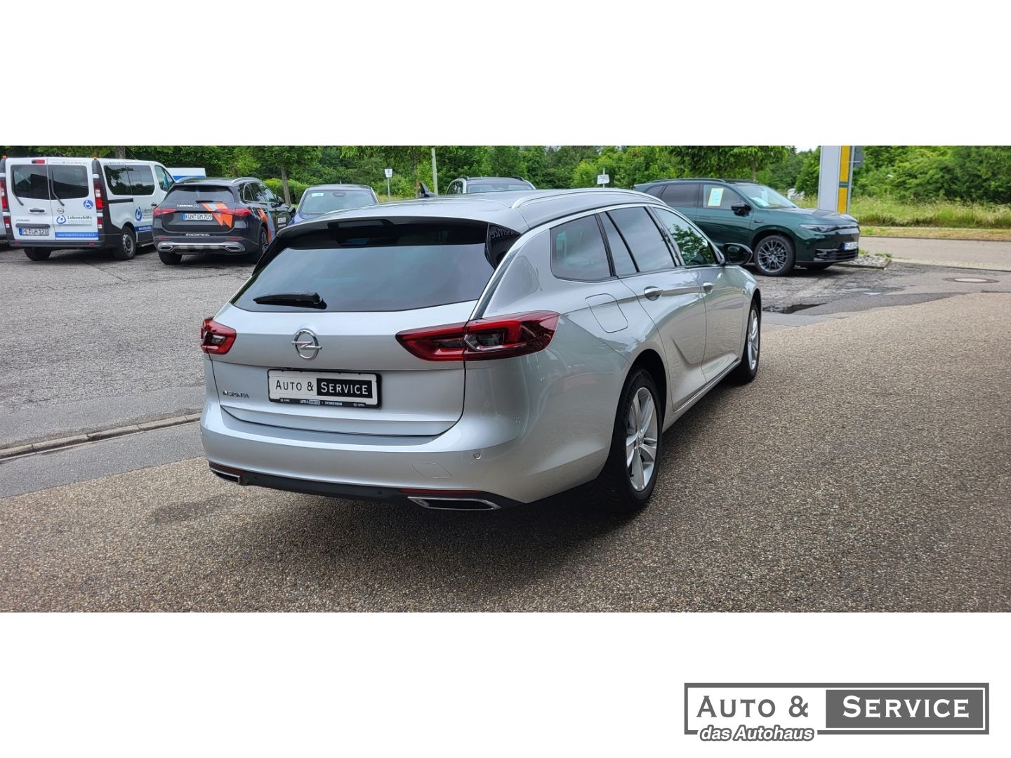 Opel Insignia B Sports T. - Samsaru's Car Outlet