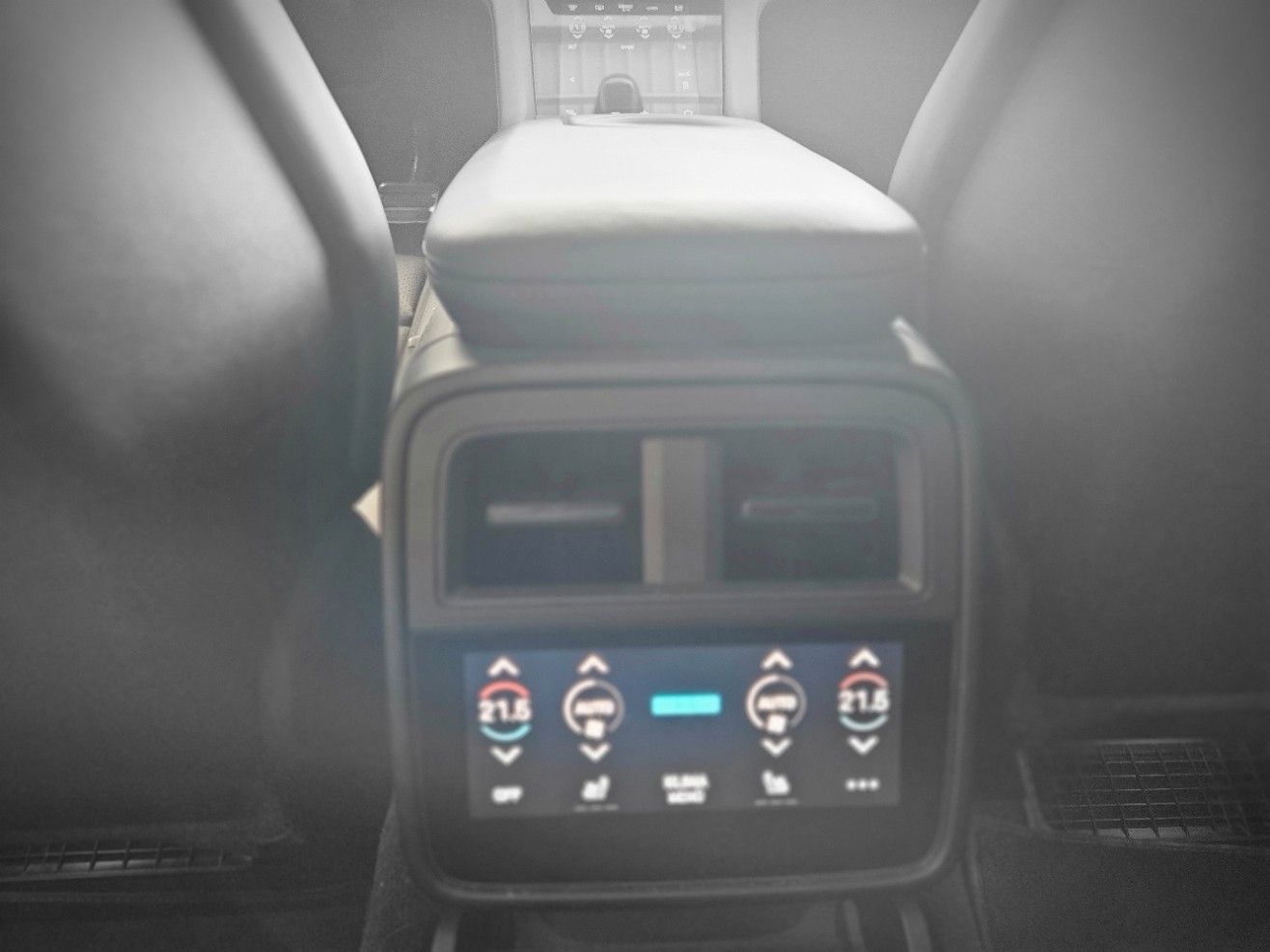 Porsche Taycan Turbo !GARANTIE! BOSE/MATRIX/KERAMIK