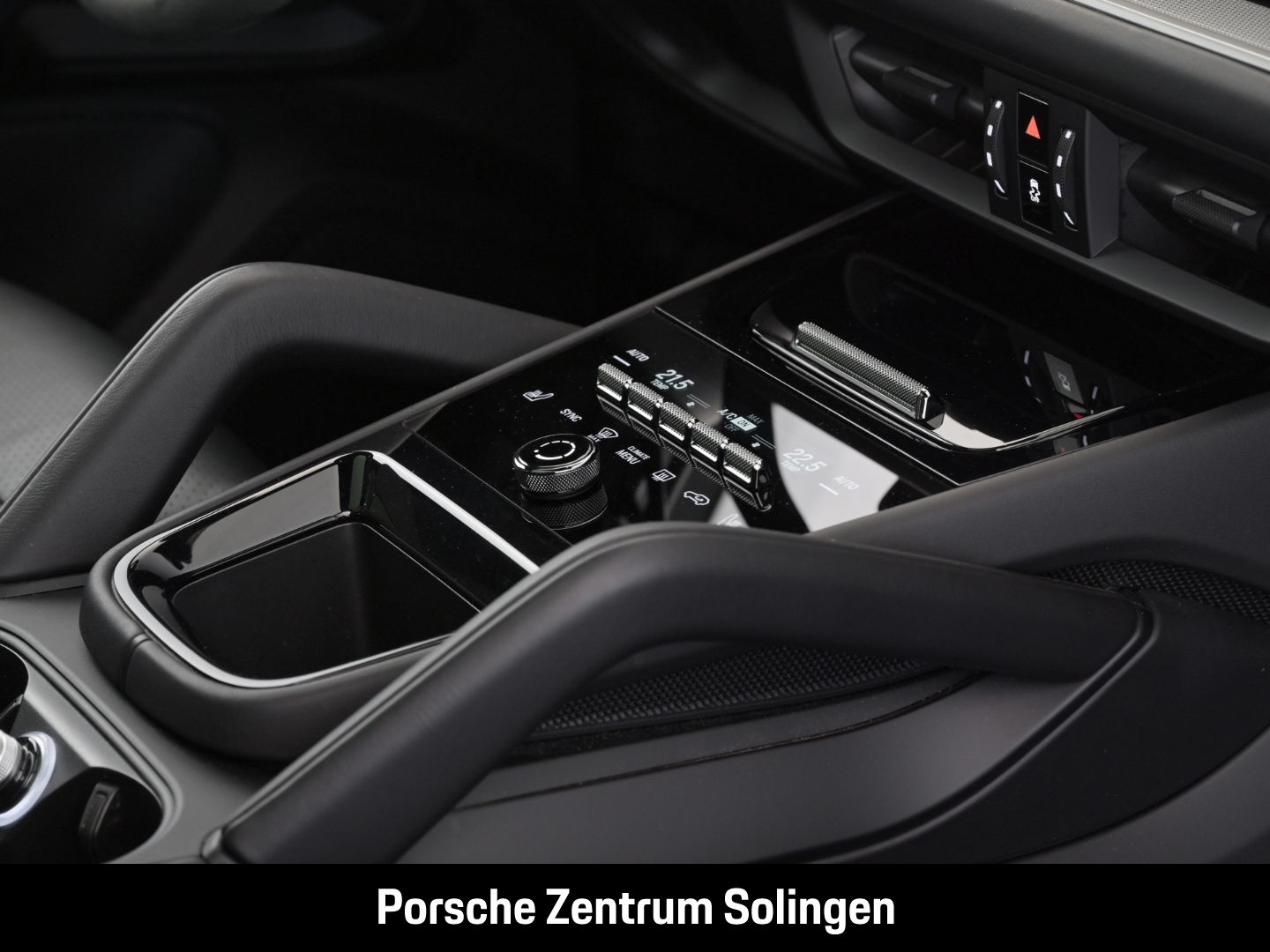 Porsche Cayenne E-Hybrid Pano BOSE HD Matrix 21'' Surrou