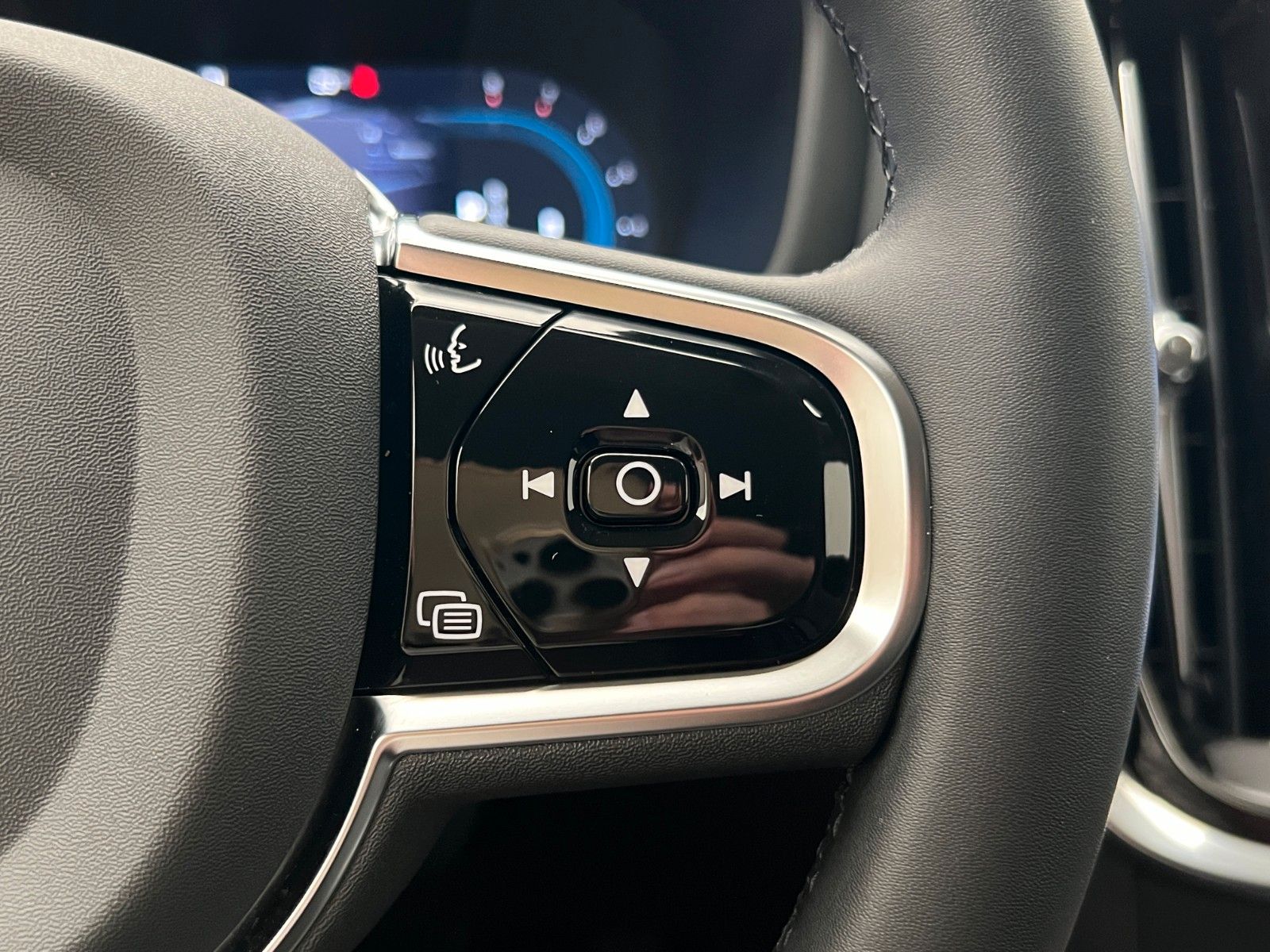 Volvo V60 CC B5 AWD PLUS BRIGHT AUT