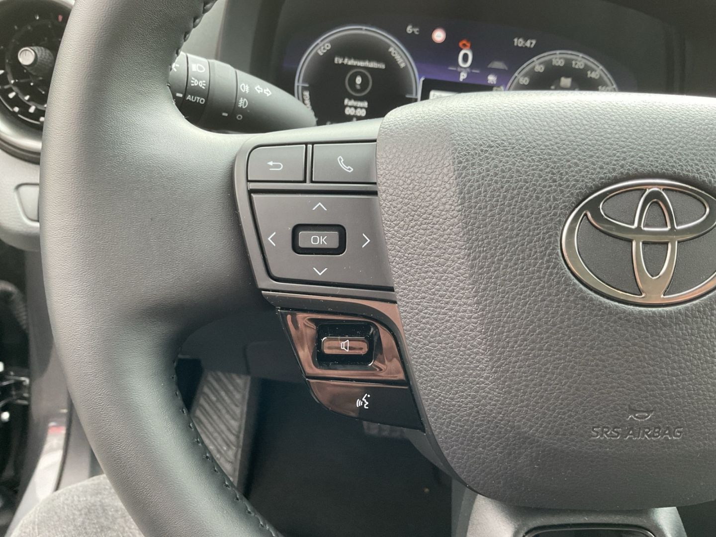 Toyota C-HR 2.0 Hybrid Teamplayer *LED*EZ2025*CAM*SHZ*