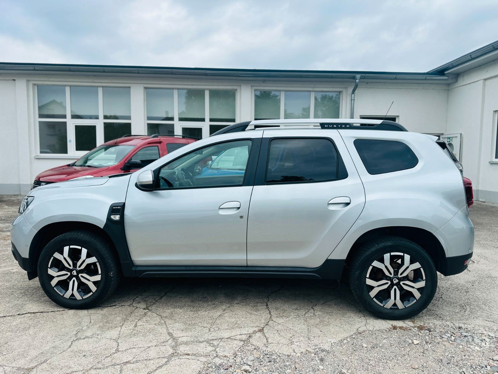 Dacia Duster Prestige 4WD - Samsaru's Car Outlet