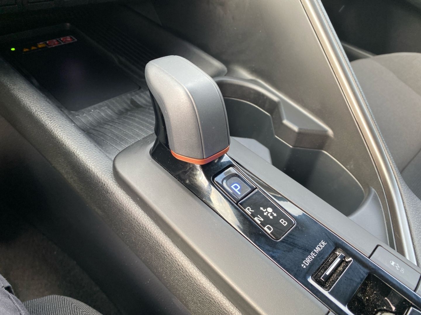 Toyota C-HR 1.8 Hybrid Teamplayer *LED*ACC*CAM*el Heck*