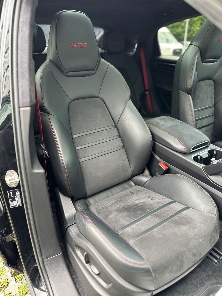 Porsche Cayenne GTS Coupe*Chrono*Pano*Luft*netto 71.849€