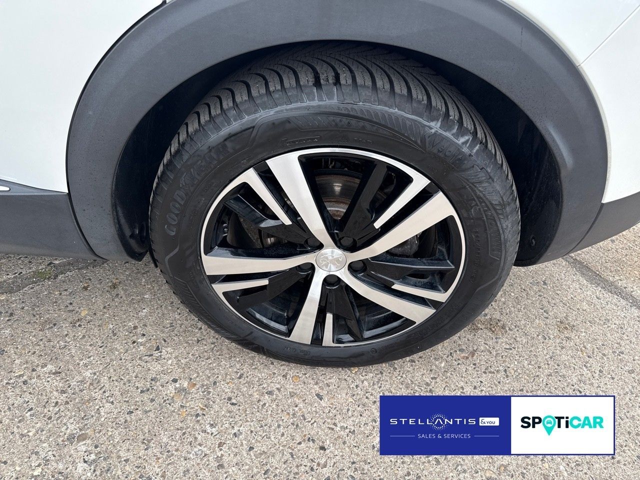 Peugeot 3008 Hybrid 225 GT SHZ NAVI CAM