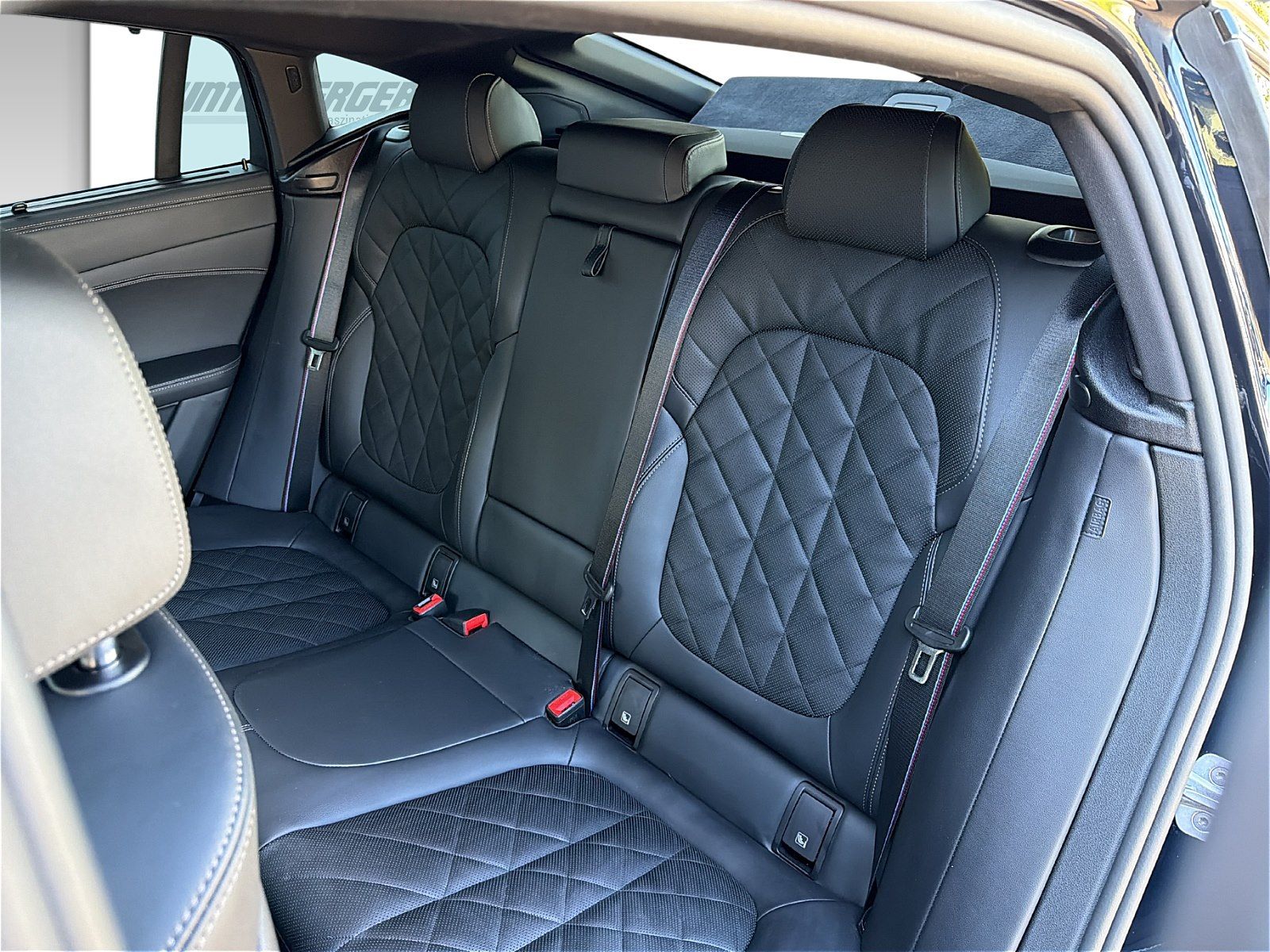 BMW X6 xDrive40d M Sport 22" ACC Pano AHK Standhzg M