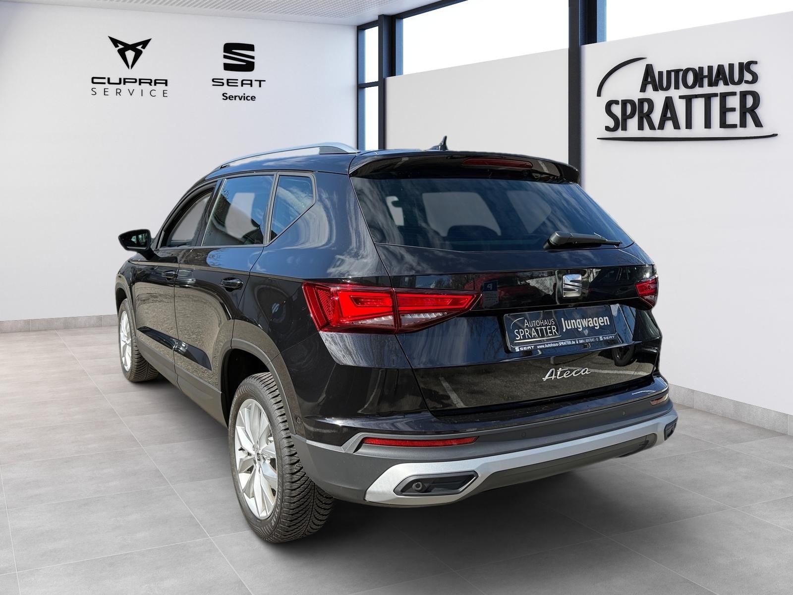 Seat Ateca 1.5 TSI ACT DSG Style NAVI AHK ACC Kamera