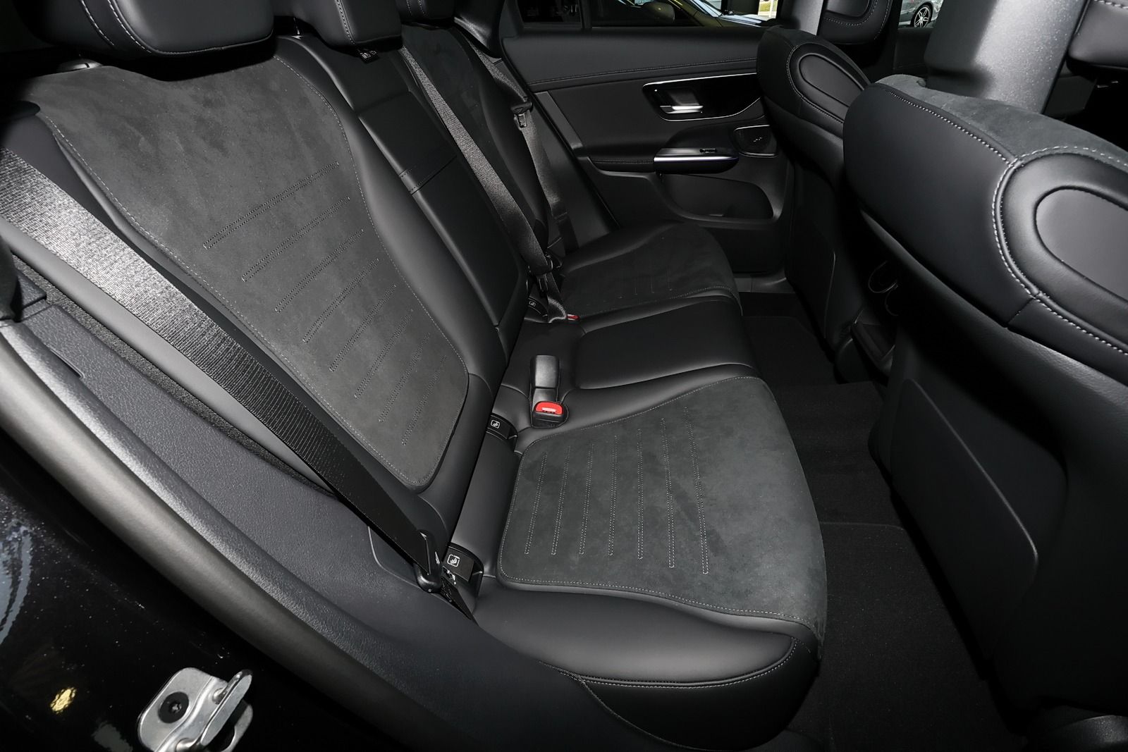 Mercedes-Benz GLC 220 d 4M AMG - Samsaru's Car Outlet