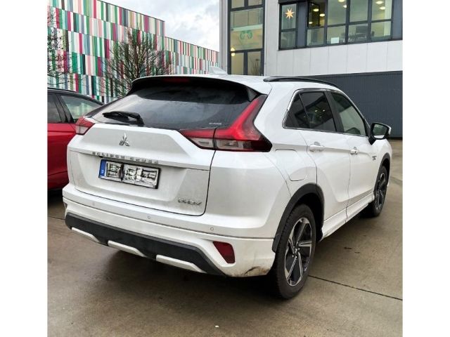 Mitsubishi Eclipse Cross Plus Select Black Hybrid 4WD 2.4 M