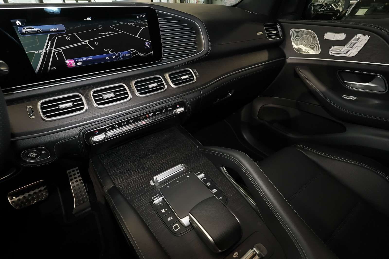 Mercedes-Benz GLE 450 d 4M AMG Head-UP Dis+360°+M-LED+Pano+AHK
