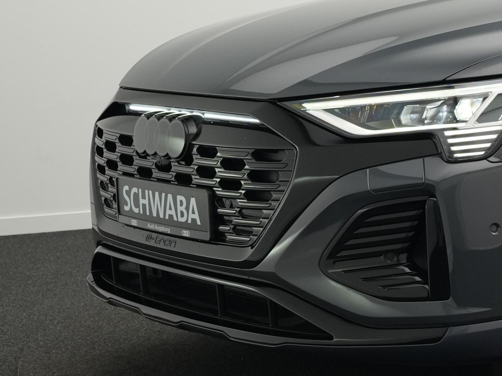 Audi Q8 e-tron 50 quattro 2x S line*Opt.schw*PANO*AHK