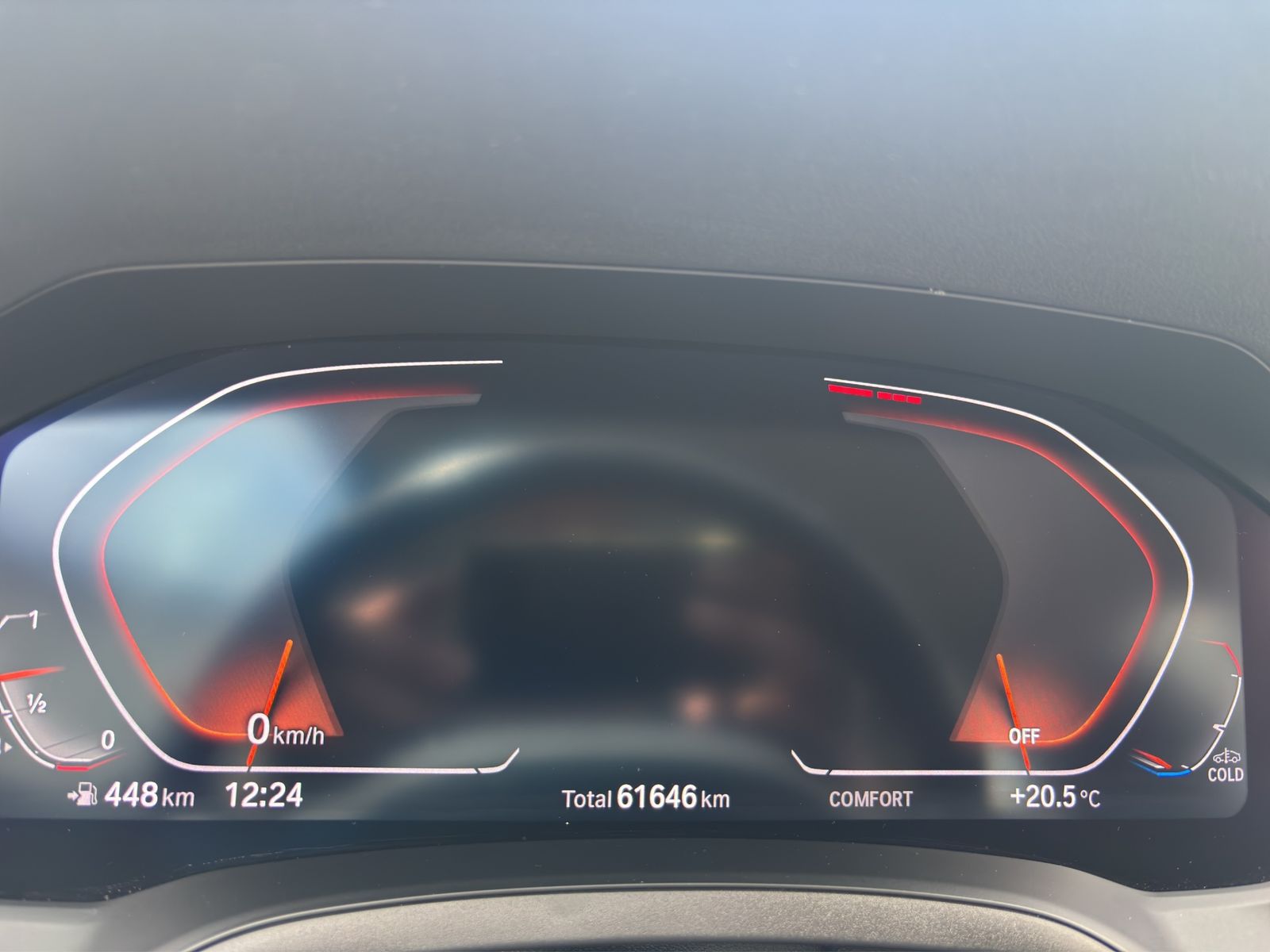 BMW 320i Touring Advantage - Samsaru's Car Outlet