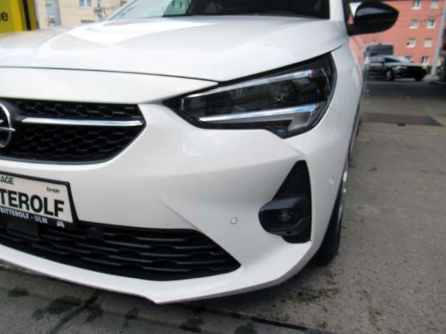 Opel Corsa 1.2 Ultimate - Samsaru's Car Outlet