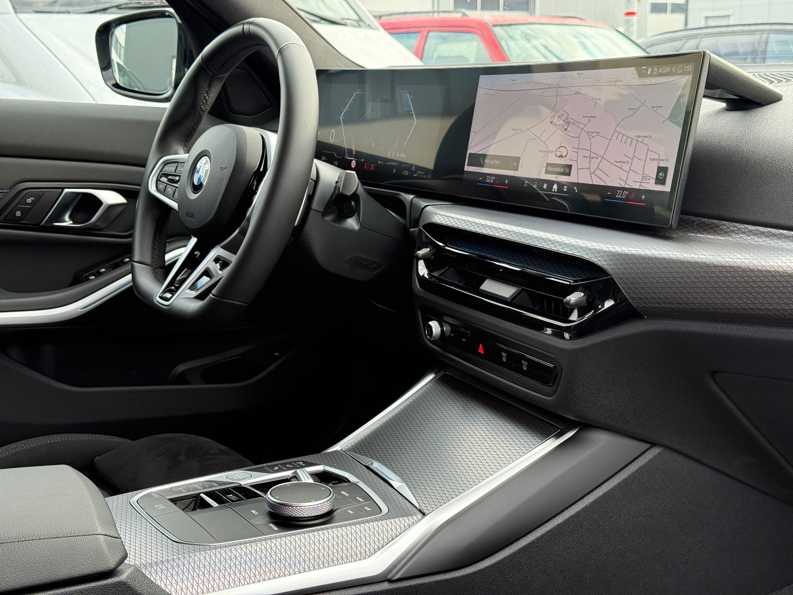 BMW 320 d xDrive M-SPORT FACELIFT AHK Innovation ACC