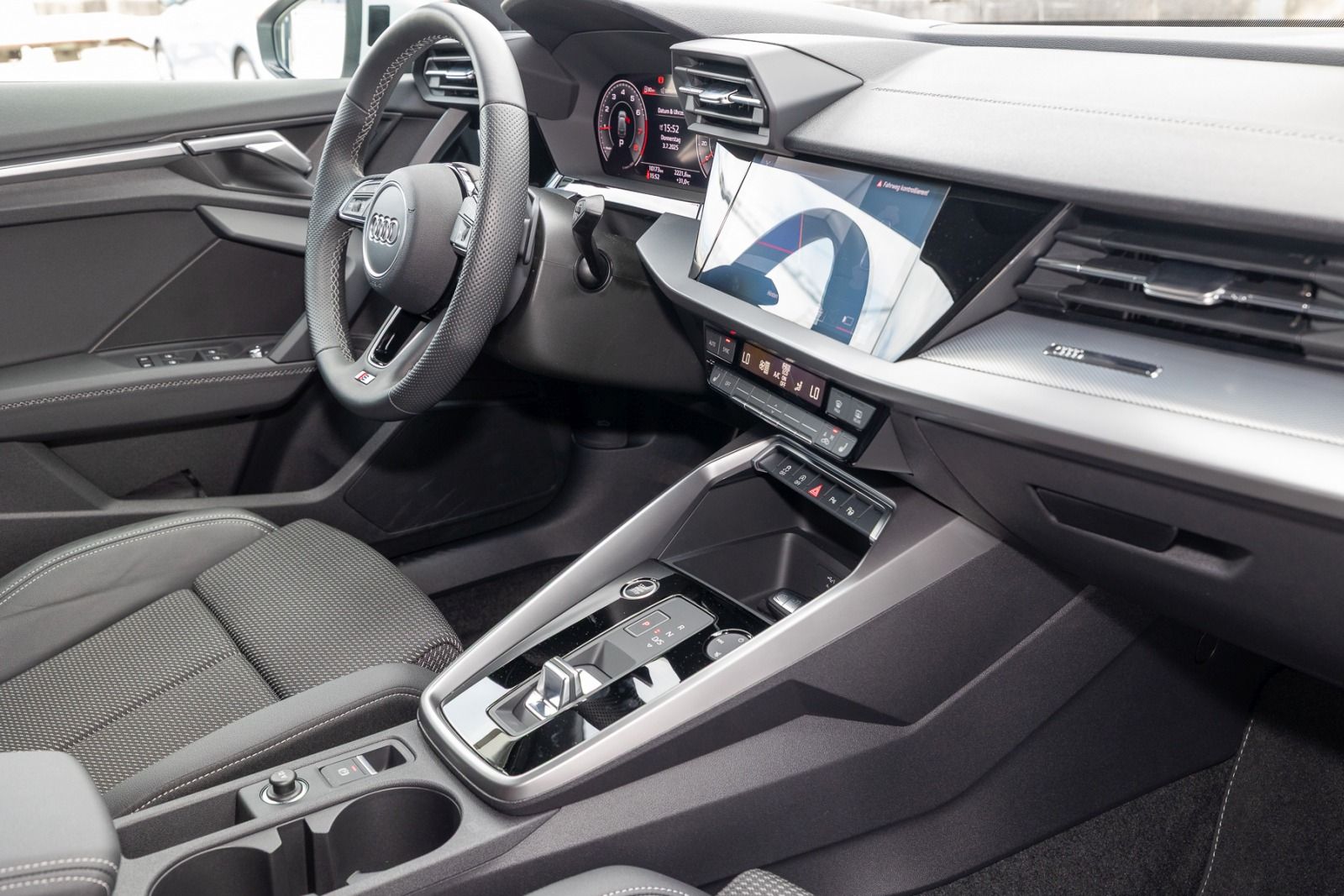 Audi A3 Sportback S line 35 TFSI S tr. - Samsaru's Car Outlet