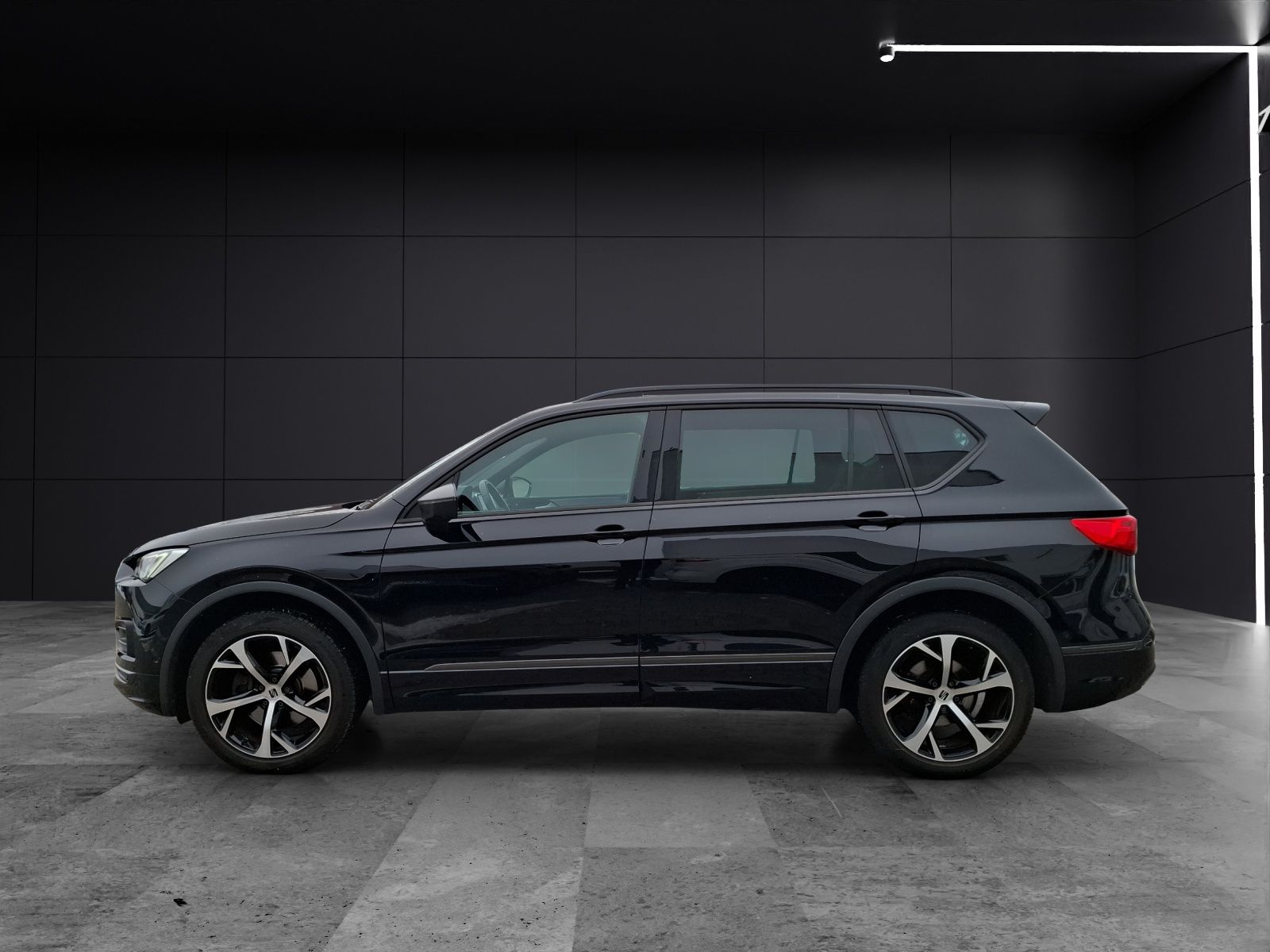 Seat Tarraco TSI FR DSG 4Drive LED AHK Navi AID Pano