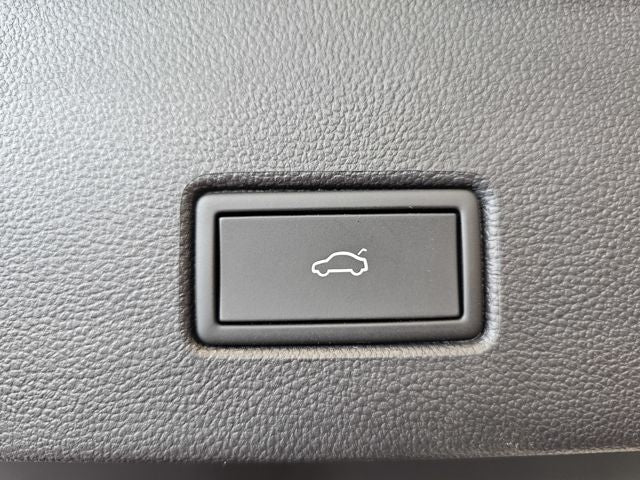 Volkswagen T-Roc R 4M Black - Samsaru's Car Outlet