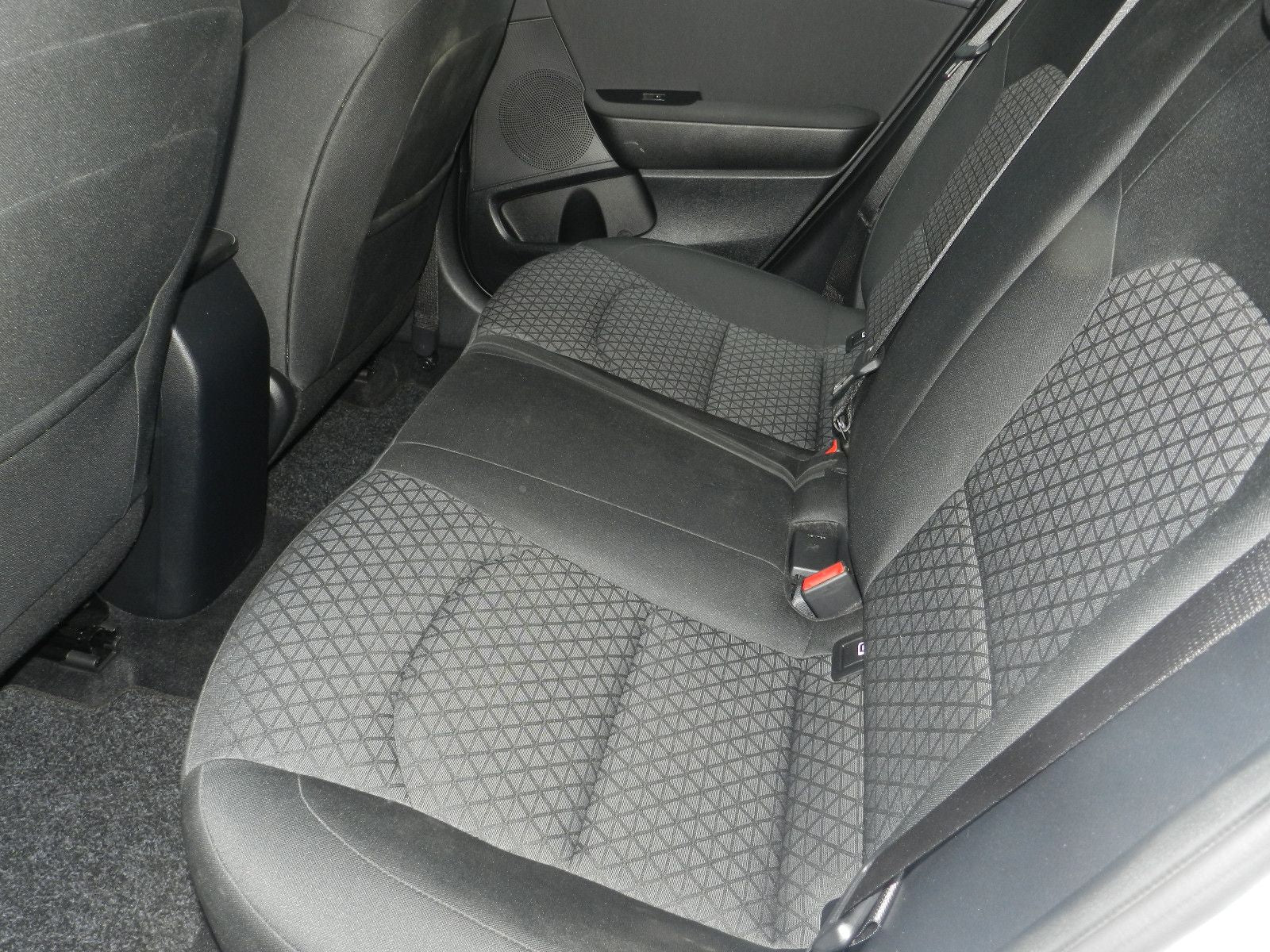 Kia Ceed - Samsaru's Car Outlet