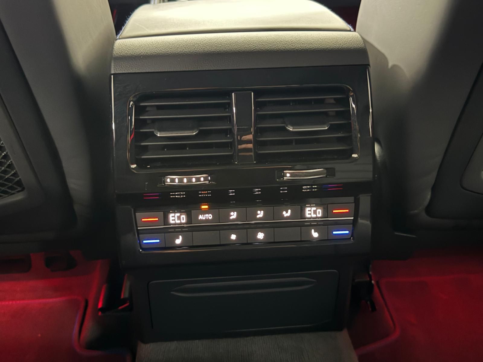 Volkswagen Touareg R 4M eHybrid*LUFT*ACC*HUD*DYNAUDIO*MATT*