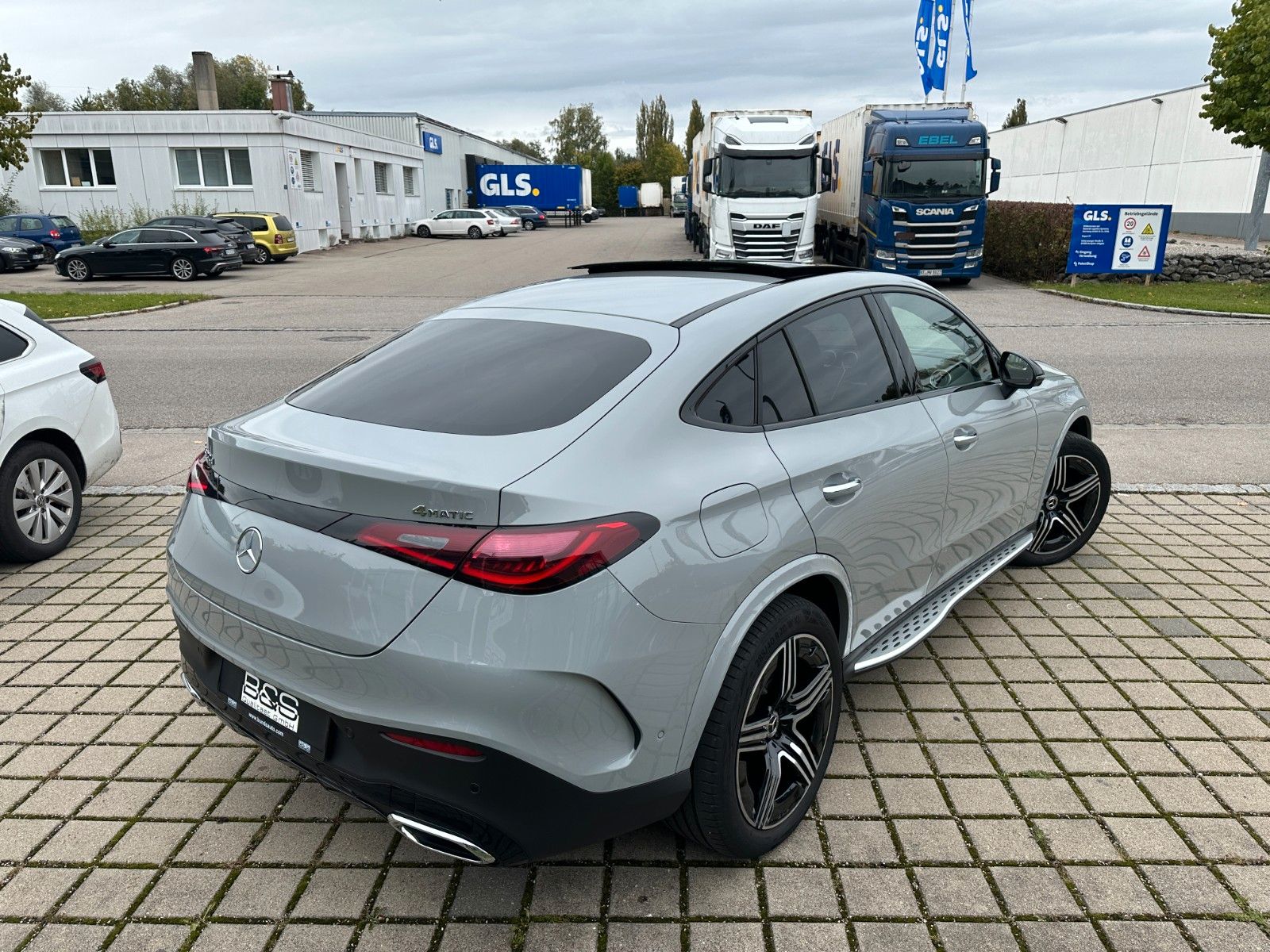Mercedes-Benz GLC 300d Coupe 4Matic DISTR,HUD,PANO,BURM,AHK...