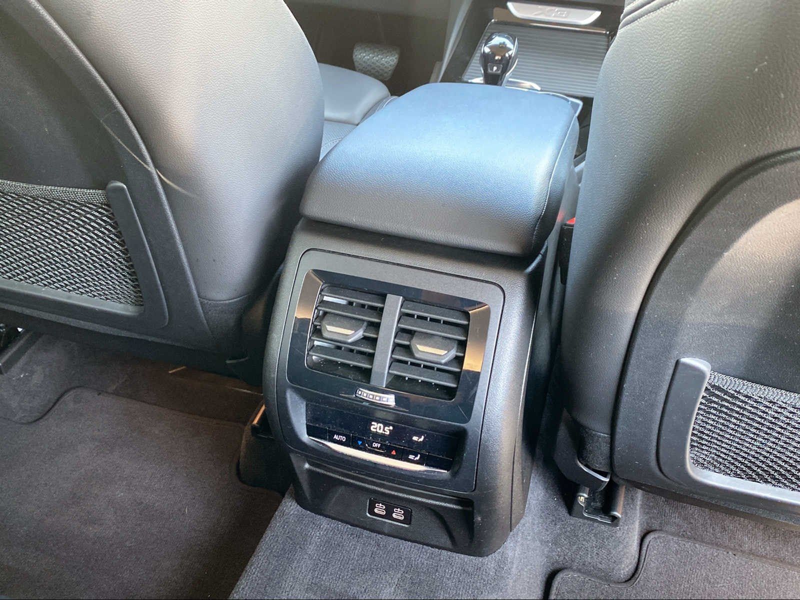 BMW X3 xDrive20i - Samsaru's Car Outlet