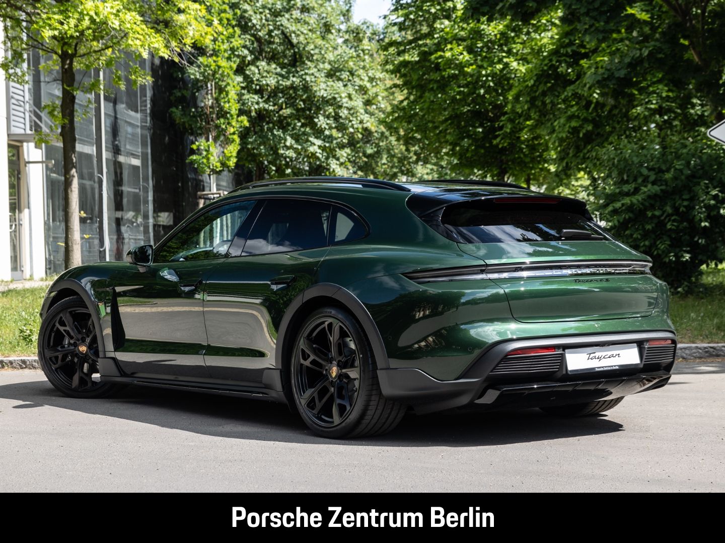Porsche Taycan 4S Cross Turismo HD-Matrix HA-Lenkung
