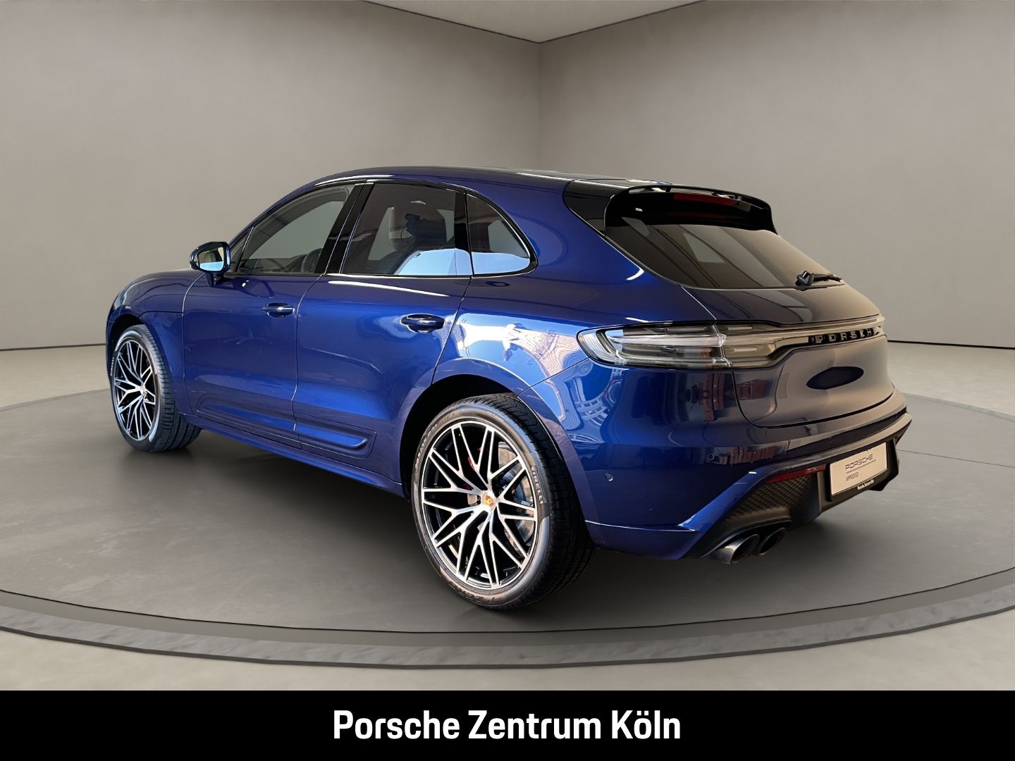 Porsche Macan GTS - Samsaru's Car Outlet