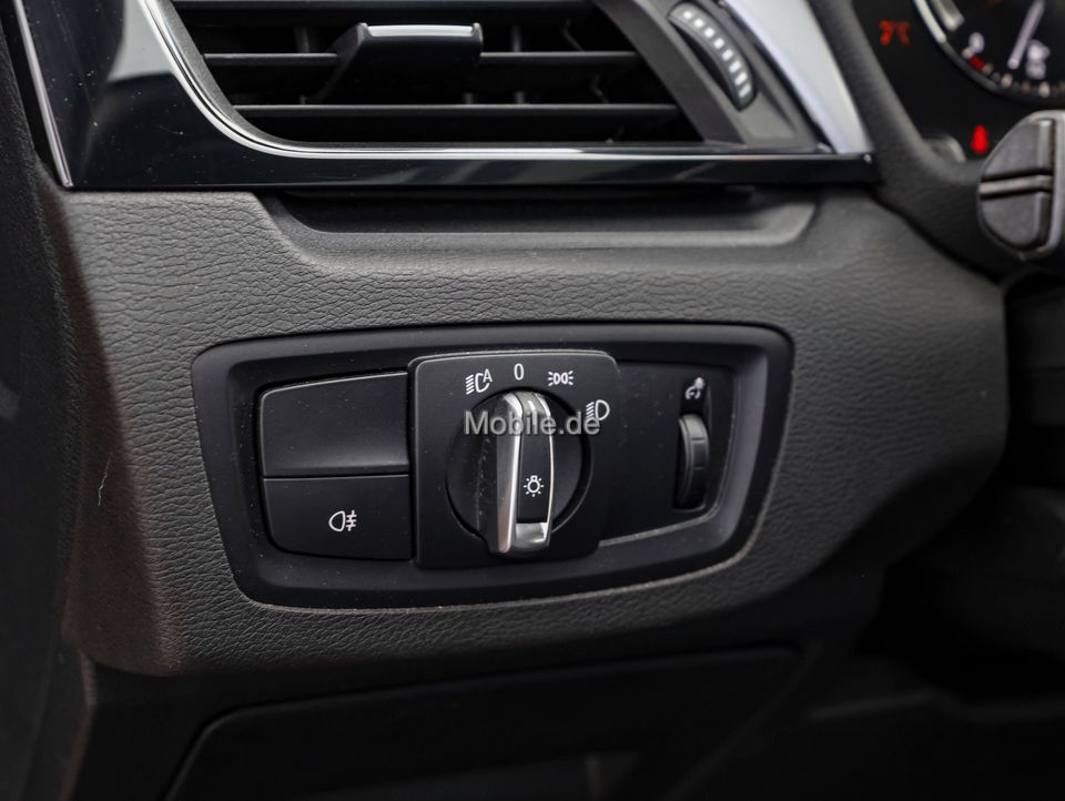 BMW X1 xDrive25e - Samsaru's Car Outlet