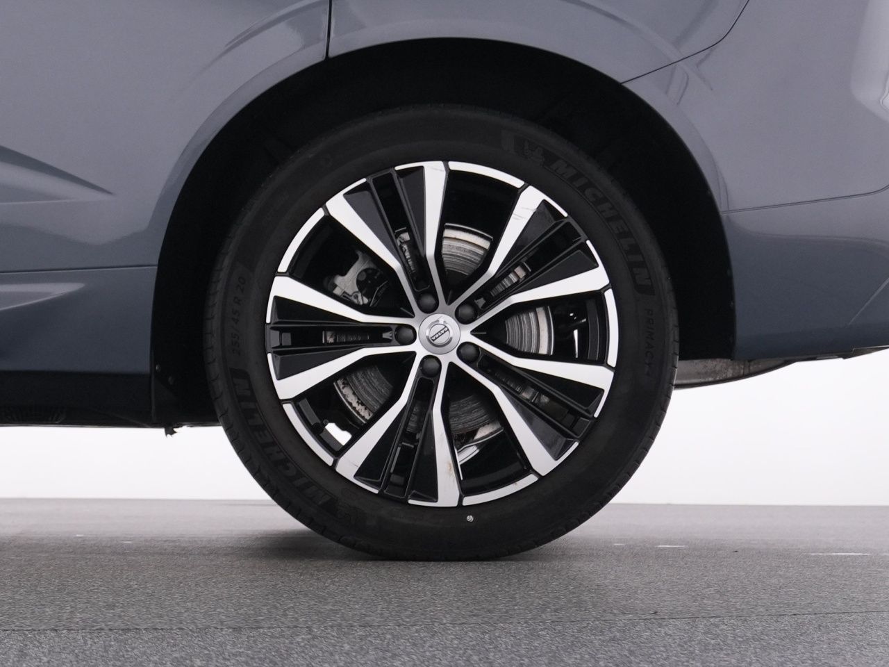 Volvo XC60 B4 Plus Dark+FAP+LM20+MET+WINERPAK+MEMORY+