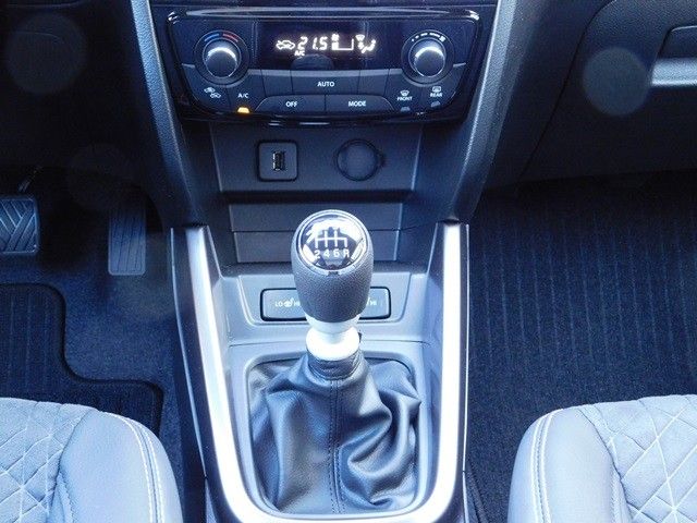 Suzuki Vitara 1.4 Boosterjet 4x4 Comfort+ - Samsaru's Car Outlet