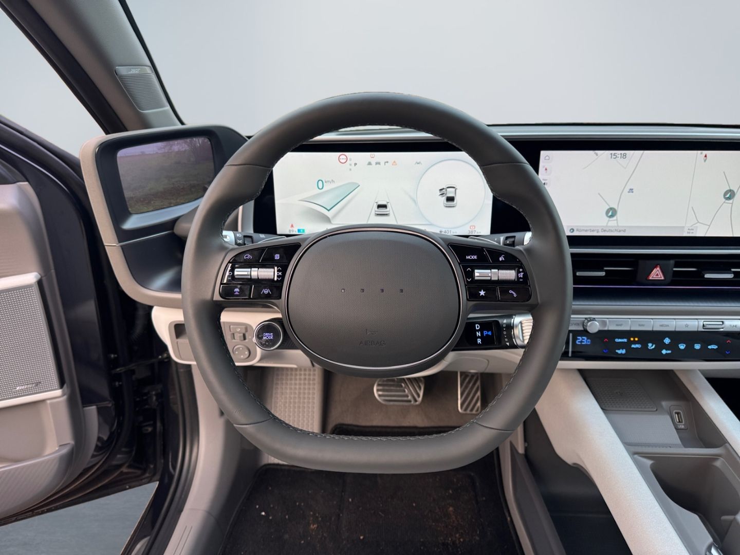 Hyundai IONIQ 6 Uniq HUD Navi Digitales Cockpit Memory S