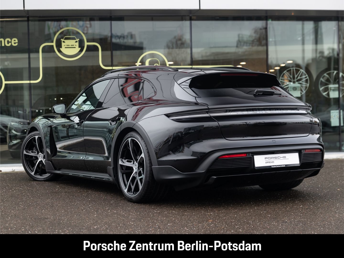 Porsche Taycan 4 Cross Turismo HD-Matrix InnoDrive 21-Zo